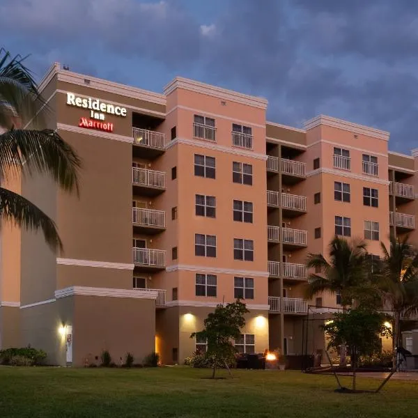 Residence Inn Fort Myers Sanibel, hotel v destinaci Truckland