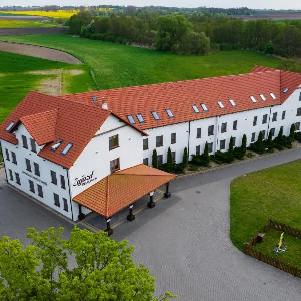 Zajazd w Biskupinie, hotel v destinaci Biskupin