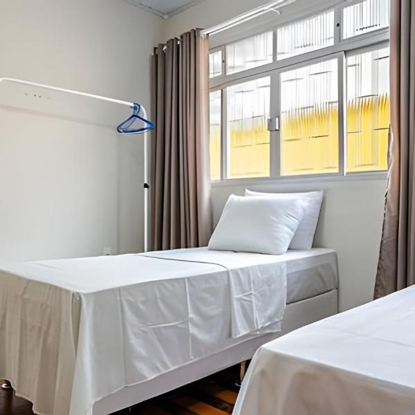 Casa central em ótima localização - UN059