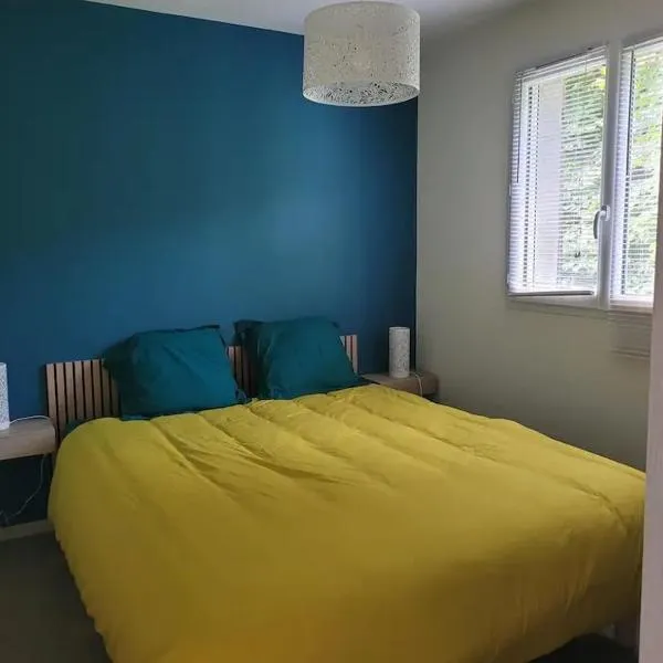 La petite maison, hotel v destinácii Pontis