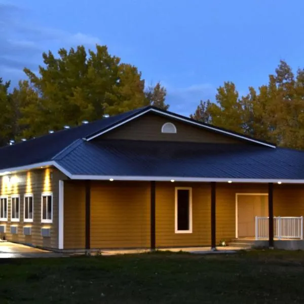 The Lion Inn & Suites, hotel v destinaci Chetwynd