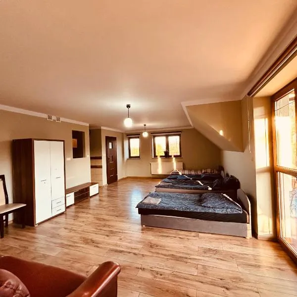 Noclegi Missterium, hotel v destinaci Wojnicz