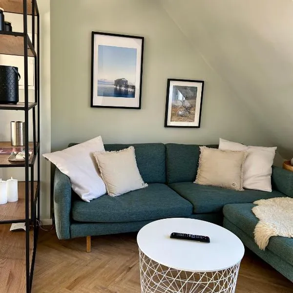 Charming and cozy penthouse, hotel v destinaci Mülheim an der Ruhr