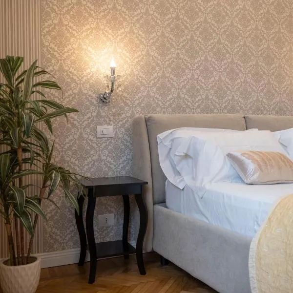 Villa Marchese Lake Maggiore, hotel in Somma Lombardo