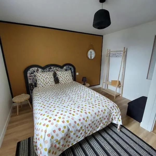 Appartement neuf, Rez de jardin, 30m2 lumineux – hotel w mieście Charnay-lès-Mâcon