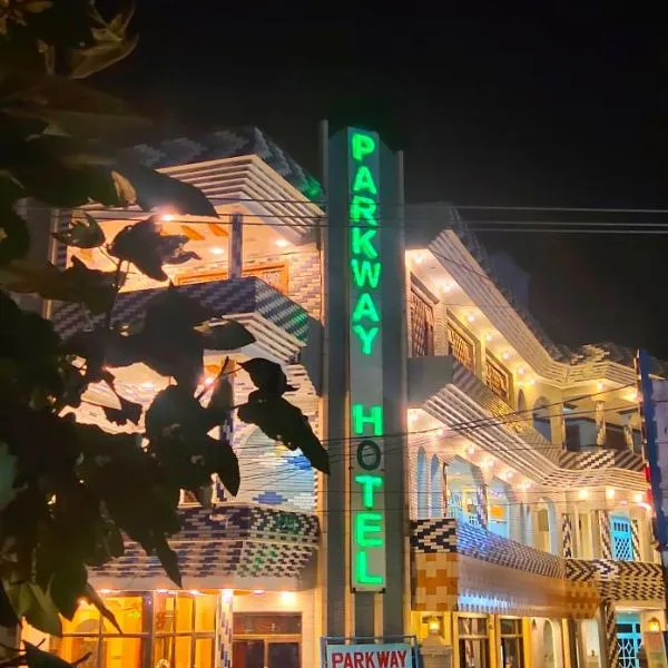 Hotel Park Way & Restaurant, hotel v destinaci Mingora