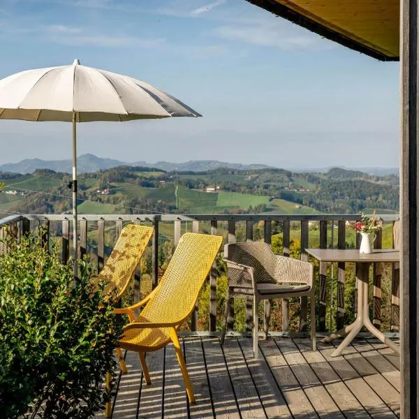 WURZENBERG Hotel Lodges Südsteiermark, hotel a Gamlitz