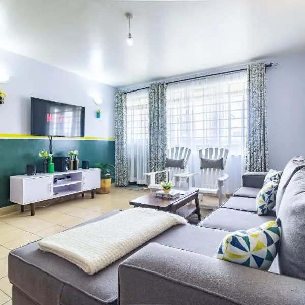 Hirwado Homes - Gated -Secure - GAMES -3 bedroom - 5 Beds -2Baths - Balcony- 15mins to SGR-JKIA, hotel in Nairobi