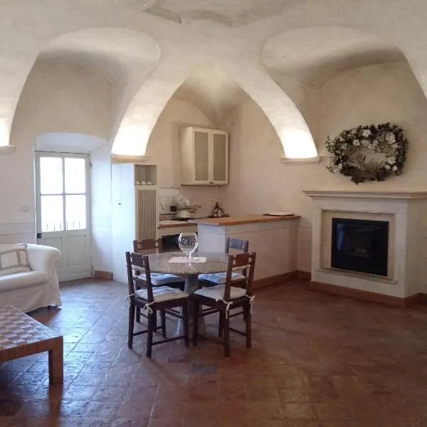 Casa vialardi, hotel v destinaci Brusasco