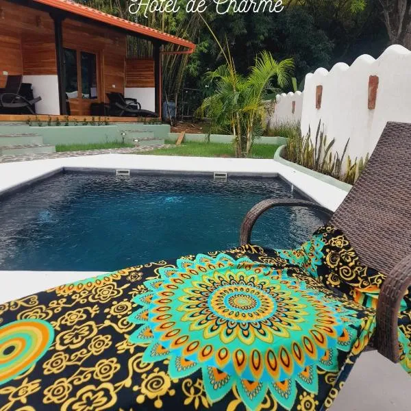 Tiki Lodge Hotel de Charme, hotel v destinaci Santa Catalina
