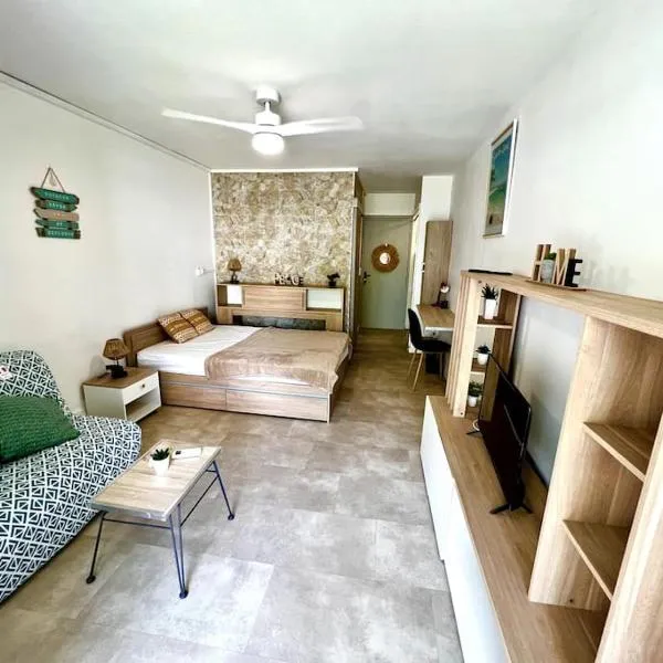 Studio confort près des plages, hotel in Le Gosier