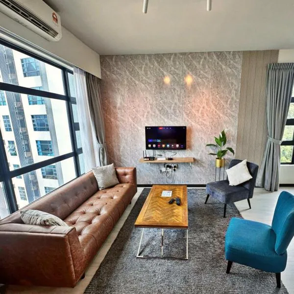 SEAVIEW LUXURY CONDO HOMESTAY 2Bed 2bath Jesselton Quay by R2 Residence, hotel in Kota Kinabalu
