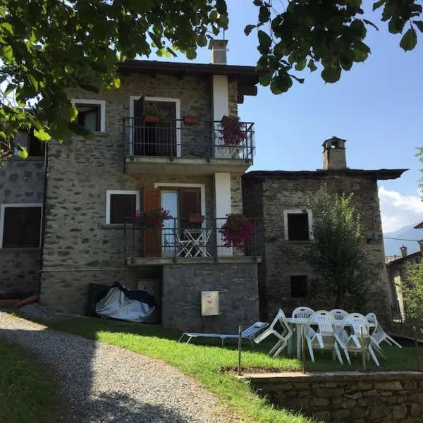 Appartamento Moia 34, hotel v destinaci Albosaggia