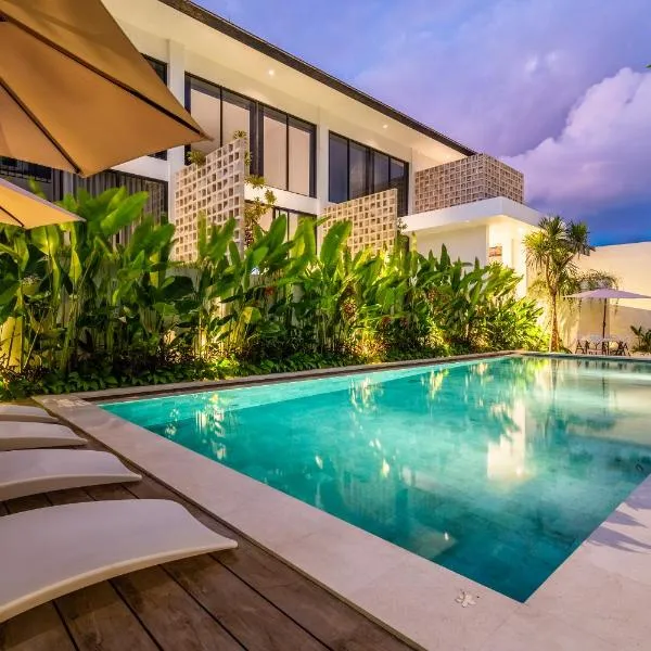 The R Apartment Pererenan، فندق في تشانغو