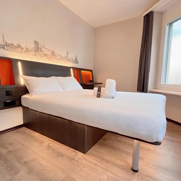 easyHotel Zürich Main Station, hotel in Zurich