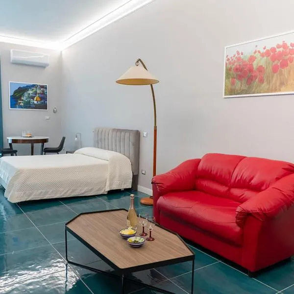 Palazzo De Gregorio Deluxe Room, hotel v destinácii SantʼAntonio Abate