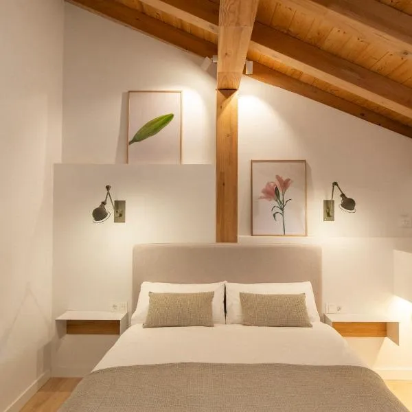 Altzoko Ostatua, hotel Alzóban