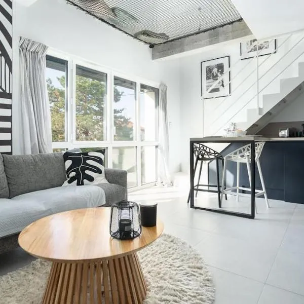 Le nid urbain - Station Muse, hotel en Villeurbanne