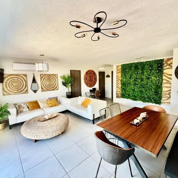 Departamento Boutique con 7 Albercas, Club de Playa y Casa Club, hotel in Acapulco