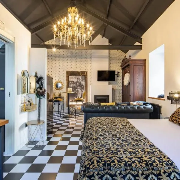 La Suite Años 20 Bañera, chimenea y terraza, hotel a Corcubión