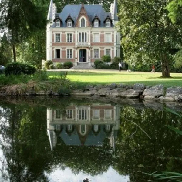 Maison d'hôtes Le Manoir de Contres, hotel in Fougères-sur-Bièvre