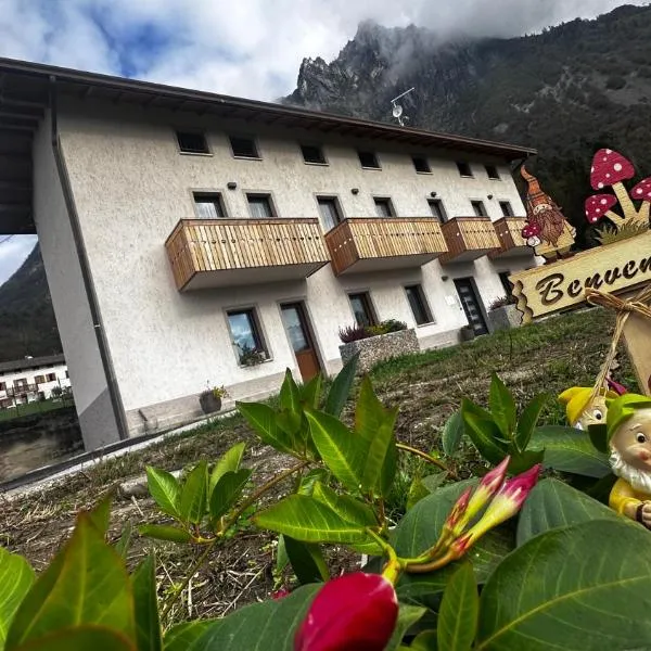 Agriturismo Ai 7 nani, hotel v destinaci Peron