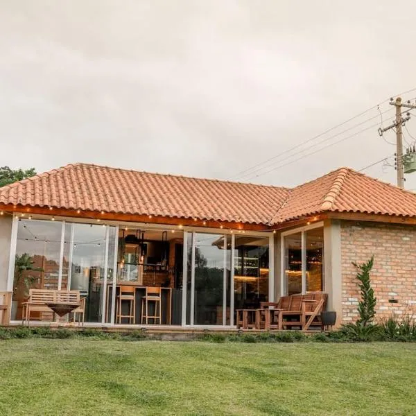 Lindo Espaço no Vale dos Vinhedos, Hotel in Bento Gonçalves