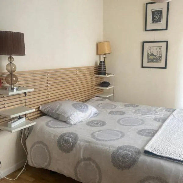 Maison des roses – hotel w mieście Oullins
