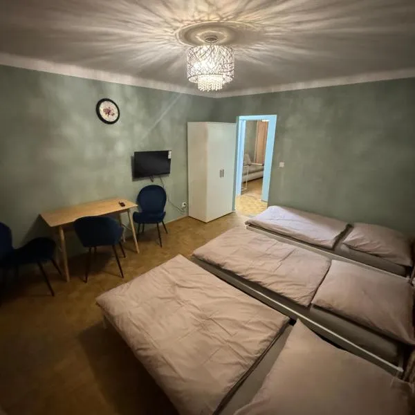 Mieszkaj u Marty stale na Stałym, hotel in Jaworzno