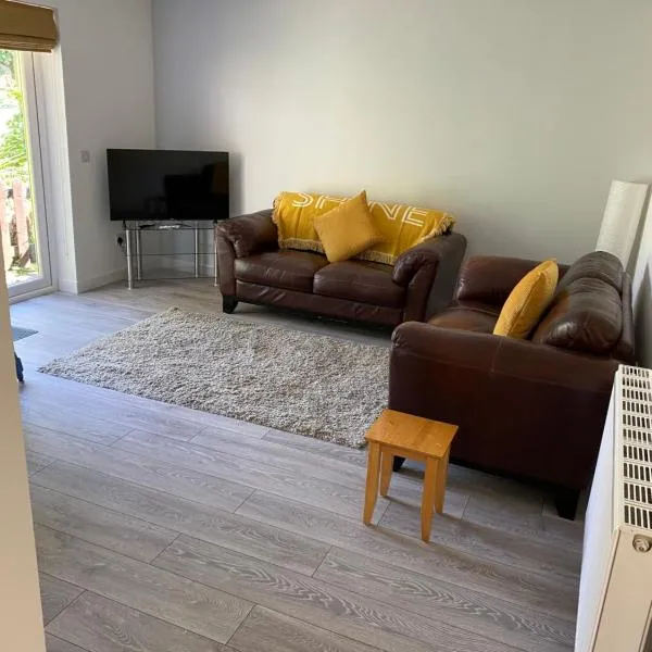 Garden flat, hotell i Largs