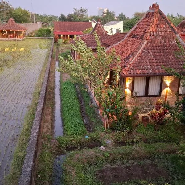 Alamanda Family Villas, Pool & Local Tours, hotel u gradu Jogjakarta