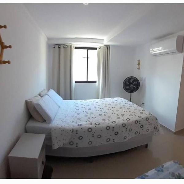 Lindo e confortável apartamento pertinho da praia - Foto 2