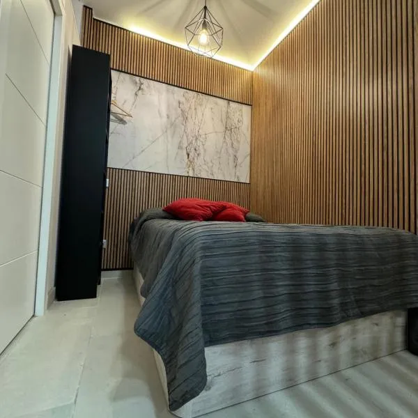 Vistalegre! pequeño y fantastico loft cerca del Metro, отель в городе Мадрид