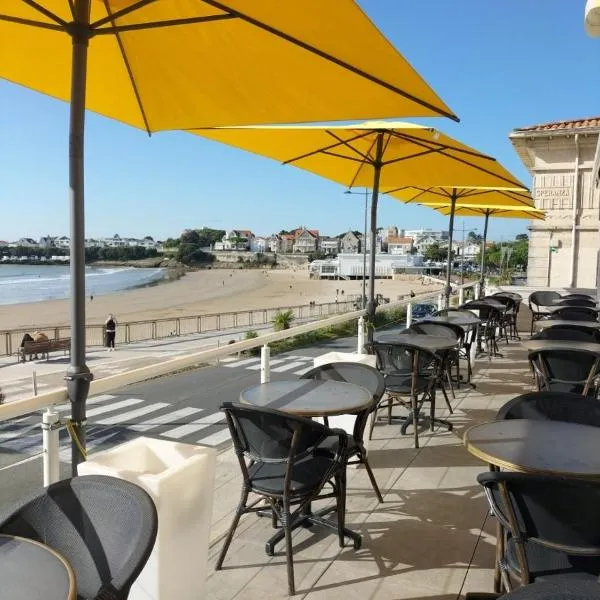 Hôtel The Originals Miramar, Royan Pontaillac – hotel w mieście Royan