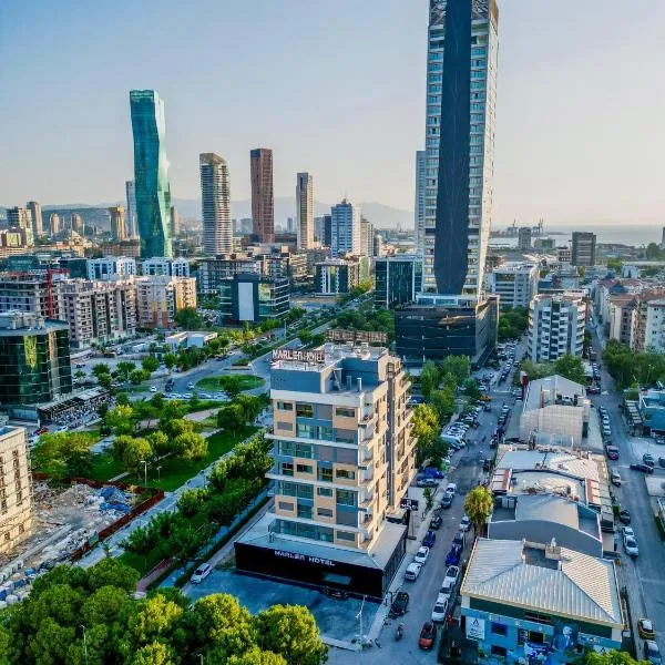Marlen Hotel Bayraklı, hotel v destinaci Bayrakli