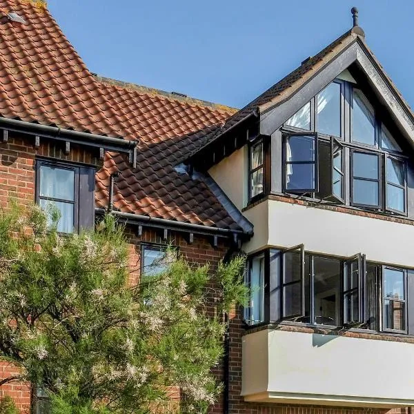 4 Victoria Court, hotel in Sheringham