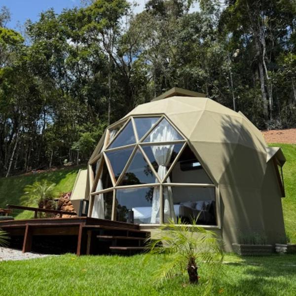 Mauka Cabanas