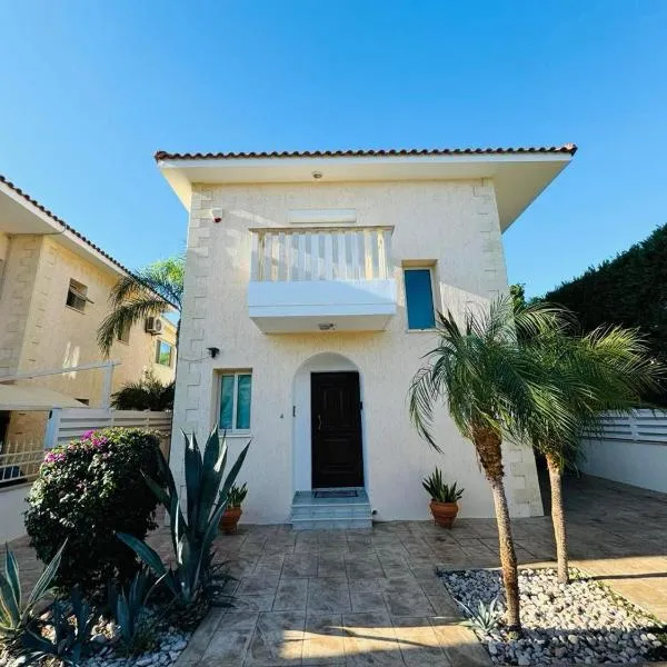 Anna Villa: Protaras'ta bir otel