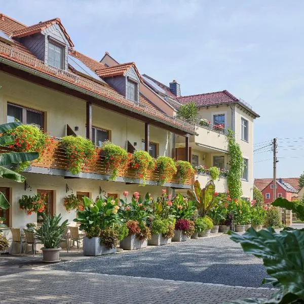 Hotel garni Sonnenhof, hotel v destinaci Reichenberg