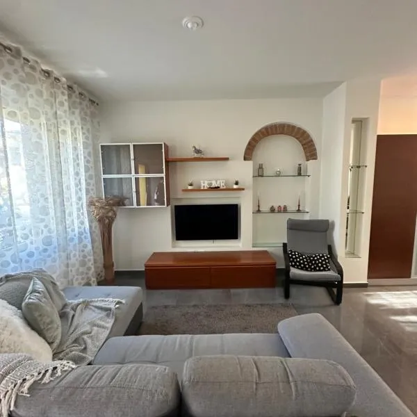 Appartamento Loreto-Fiera, hotel in Cremona