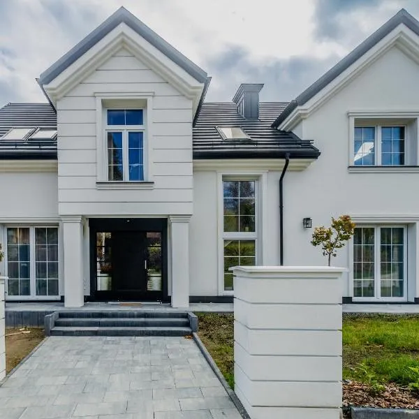 Willa Nad Parkiem，克雷尼察的飯店