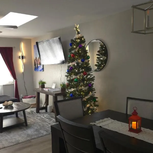 Colorado Four Season Funhouse, hotel in Colorado Springs