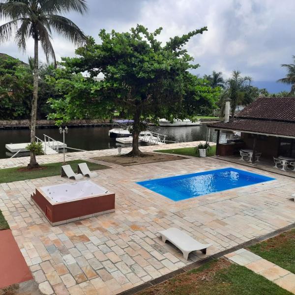 Casa na Marina com piscina churrasqueira e píer