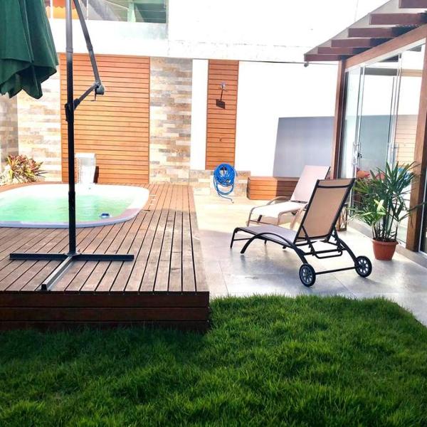 Mansão quadra da praia - Praia de Baixo - Pinheira