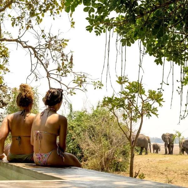 Msandile River Lodge, hotel v destinaci Kakumbi