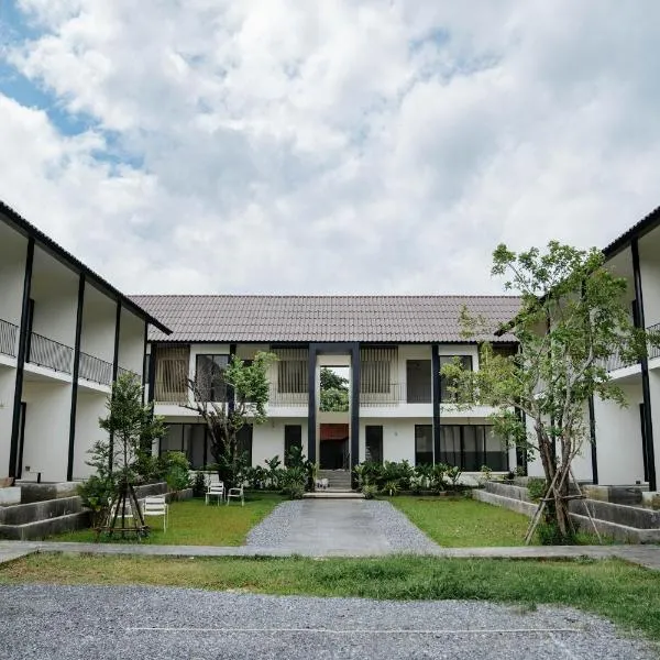 Shanti-Retreat Hotel: Pua şehrinde bir otel