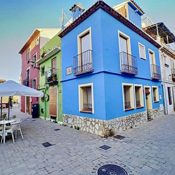 Casa de Colón, hotel u gradu Denija