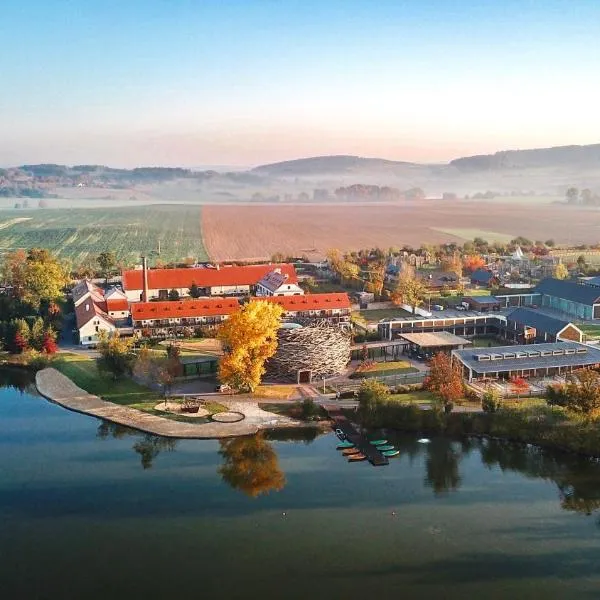 Resort Čapí Hnízdo, hotel v destinaci Olbramovice Ves