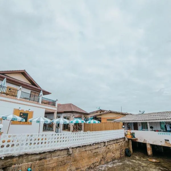 คิริน พูล วิลล์ เกาะล้าน, hotel v destinaci Ko Larn