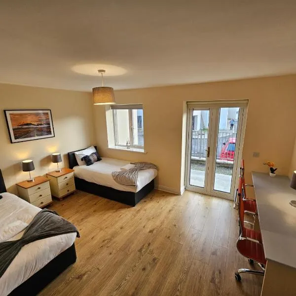 Five Bedroom Apartment Athlone, hotel v destinaci Athlone